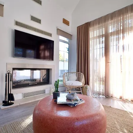 Nubu House Villa *