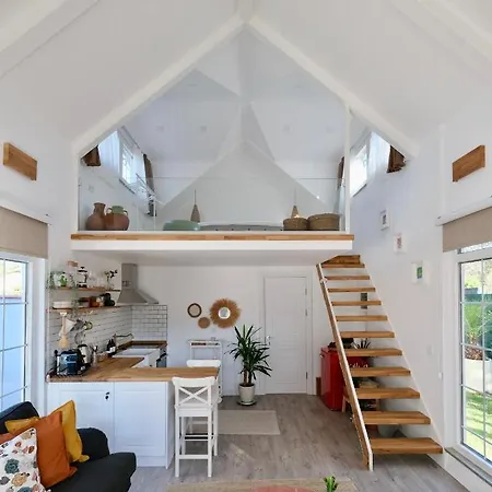 Nubu House Villa *